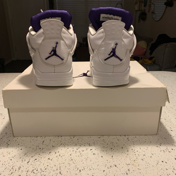 Jordan 4 Purple Metallic - Picture 4 of 6